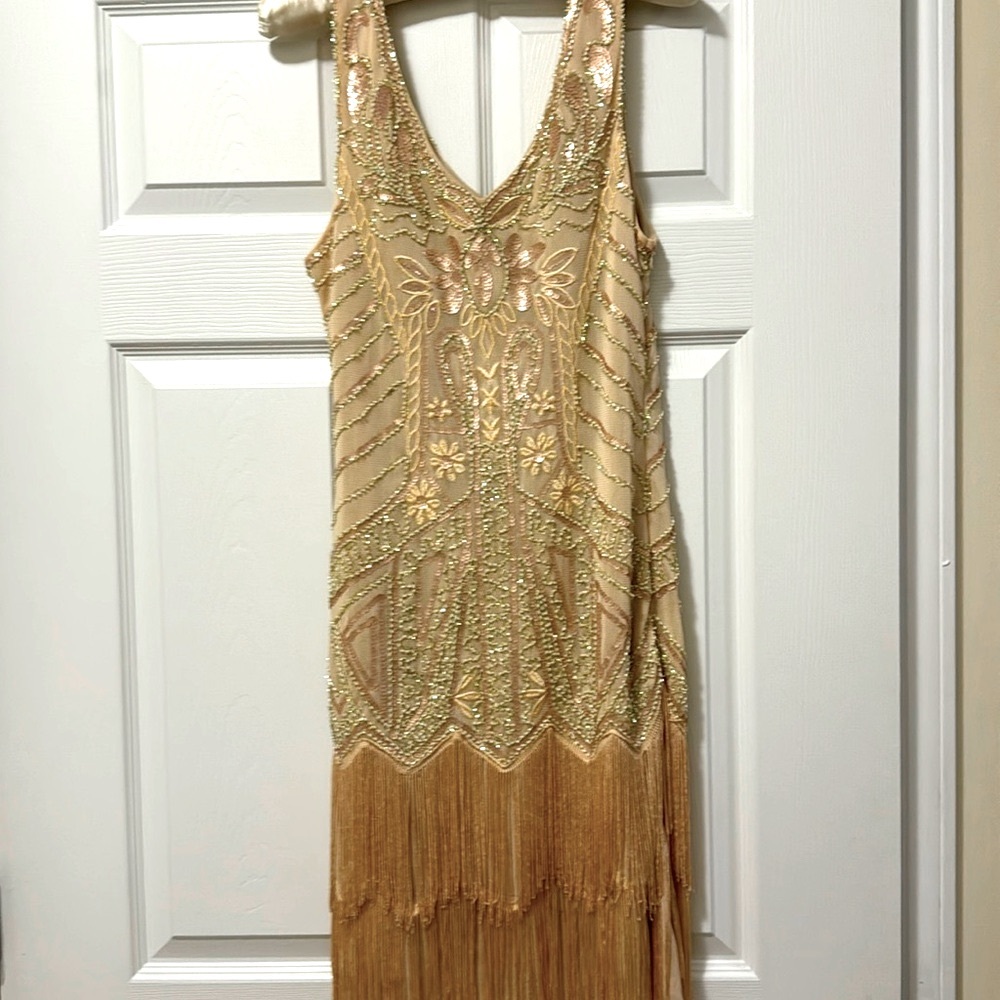 Babeyond sequin dress with double fringe layers at the bottom perfect condition
